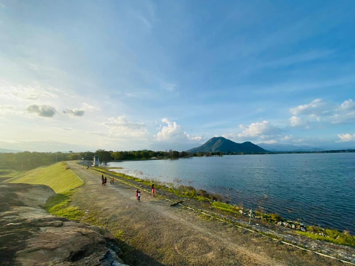 Sayon River Cottage & Eco Garden Monaragala 外观 照片