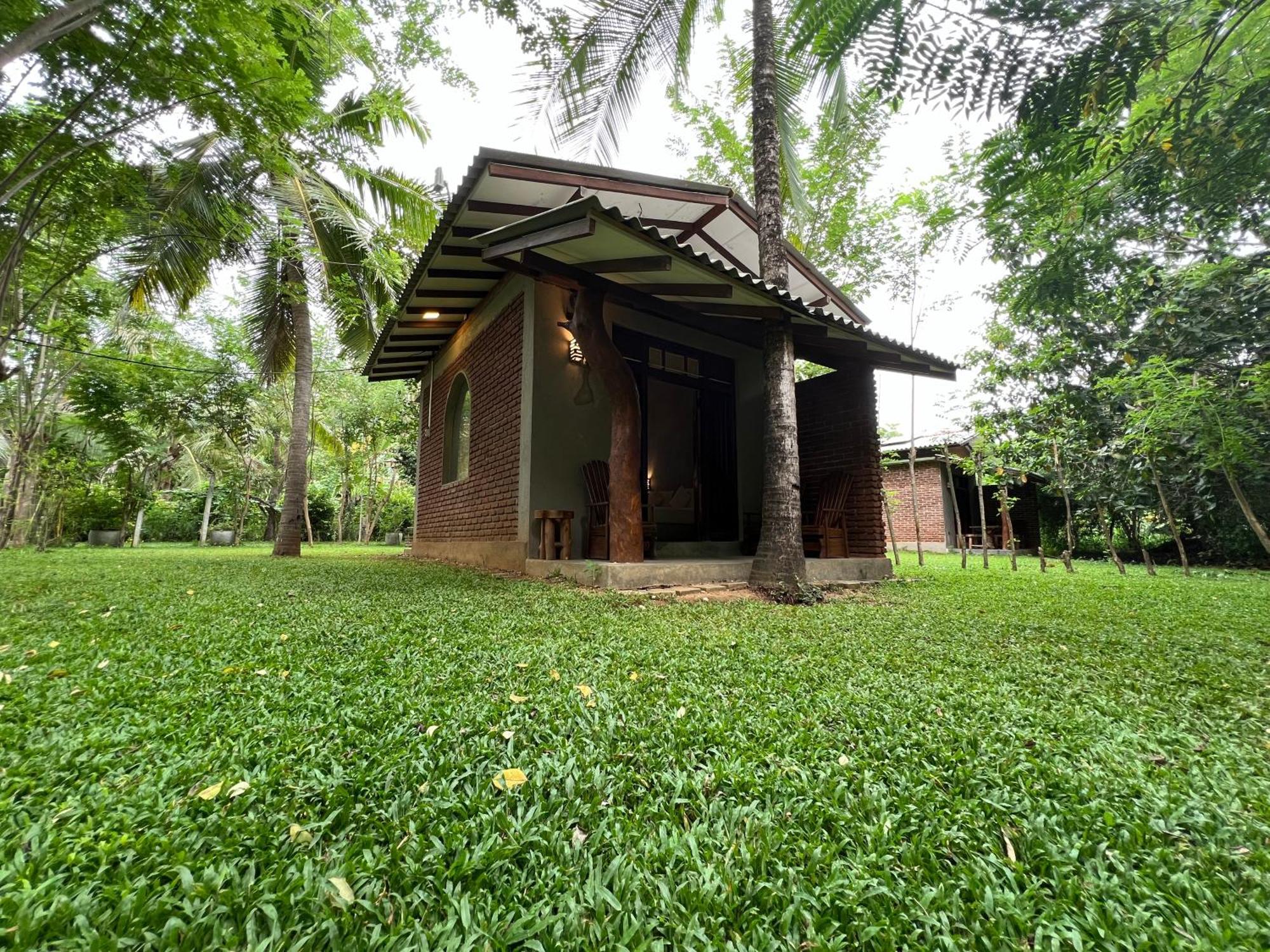 Sayon River Cottage & Eco Garden Monaragala 外观 照片